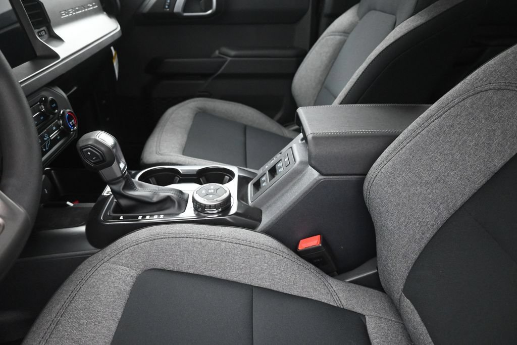 New 2026 Ford Bronco 4-Door AWD/4WD image 21