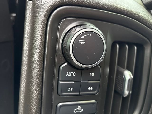 Used 2021 Chevrolet Silverado 1500 Custom Trail Boss w/ LPO, Dark Essentials Package image 15