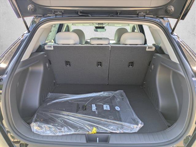 New 2027 Hyundai Kona SE FWD image 18