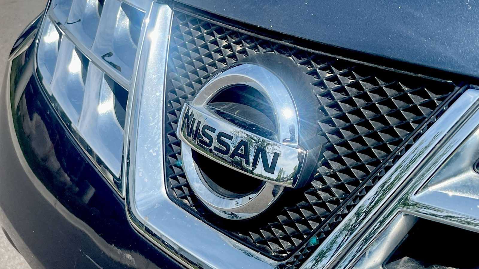 Used 2014 Nissan Rogue S w/ Convenience Package AWD/4WD image 23