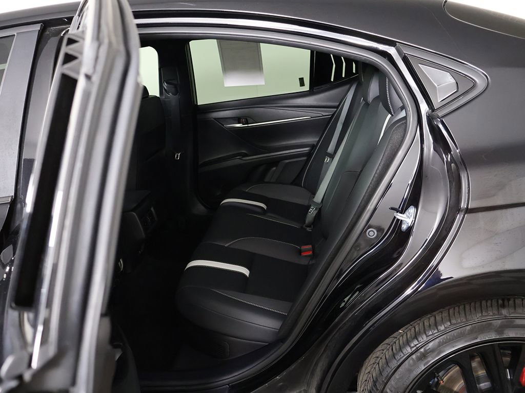 Used 2025 Toyota Camry SE FWD image 31