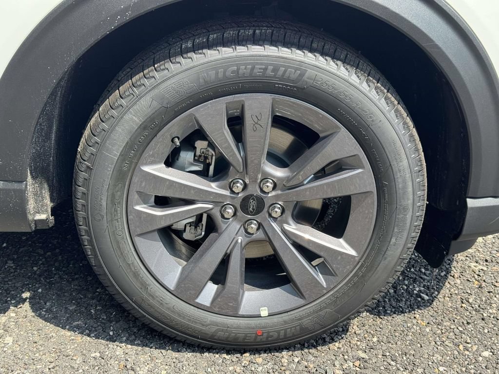 New 2026 Ford Explorer Active w/ Active Comfort Package AWD/4WD image 27
