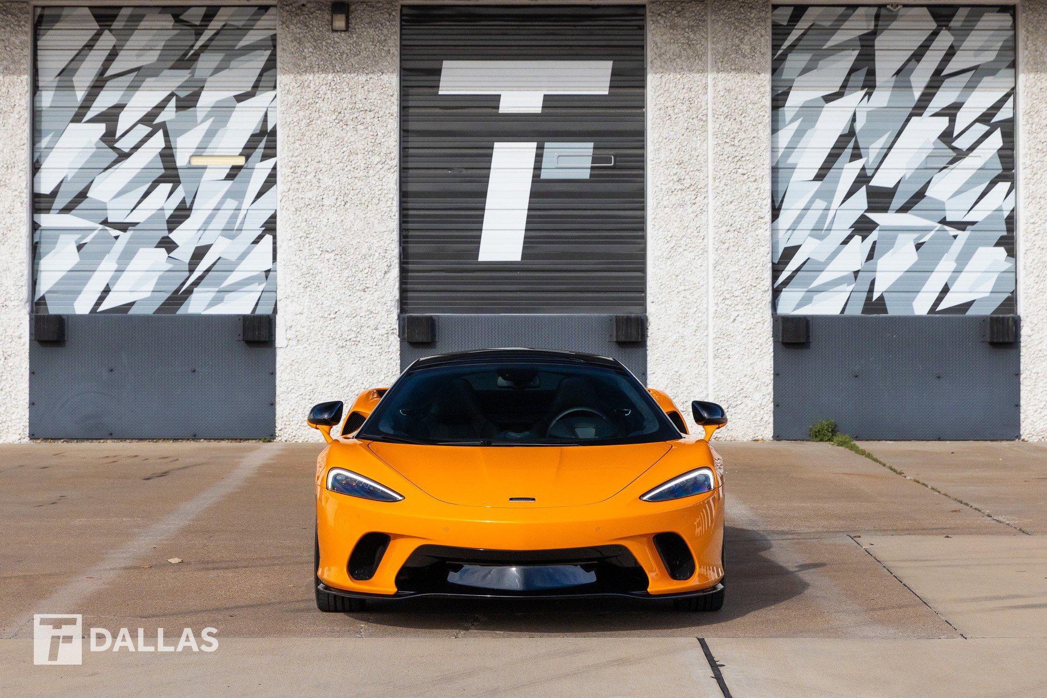 Used 2023 McLaren GT image 3