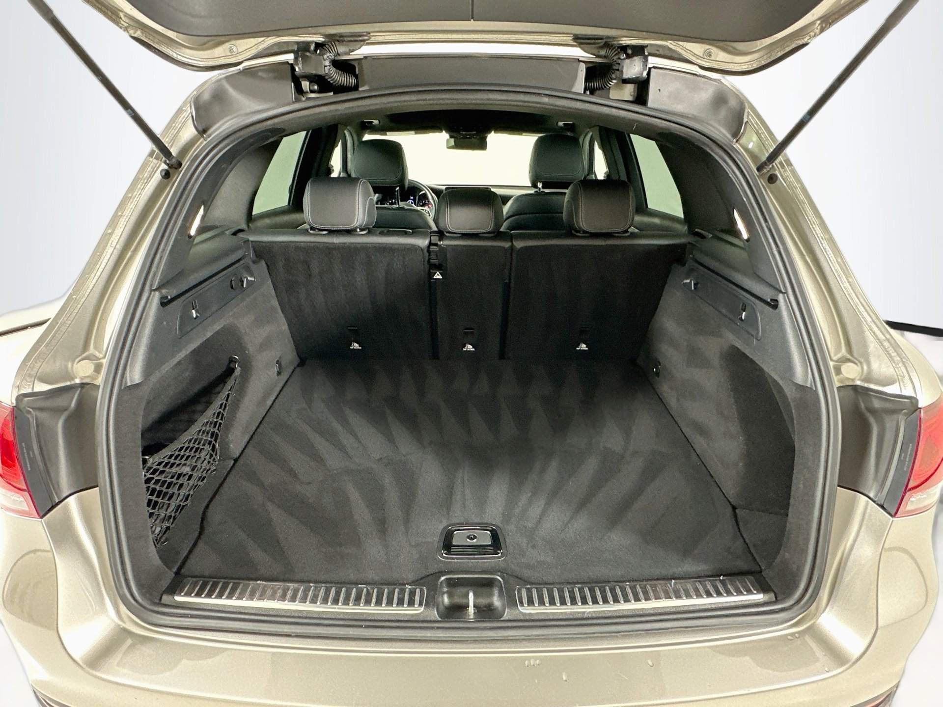 Certified 2022 Mercedes-Benz GLC 300 image 28