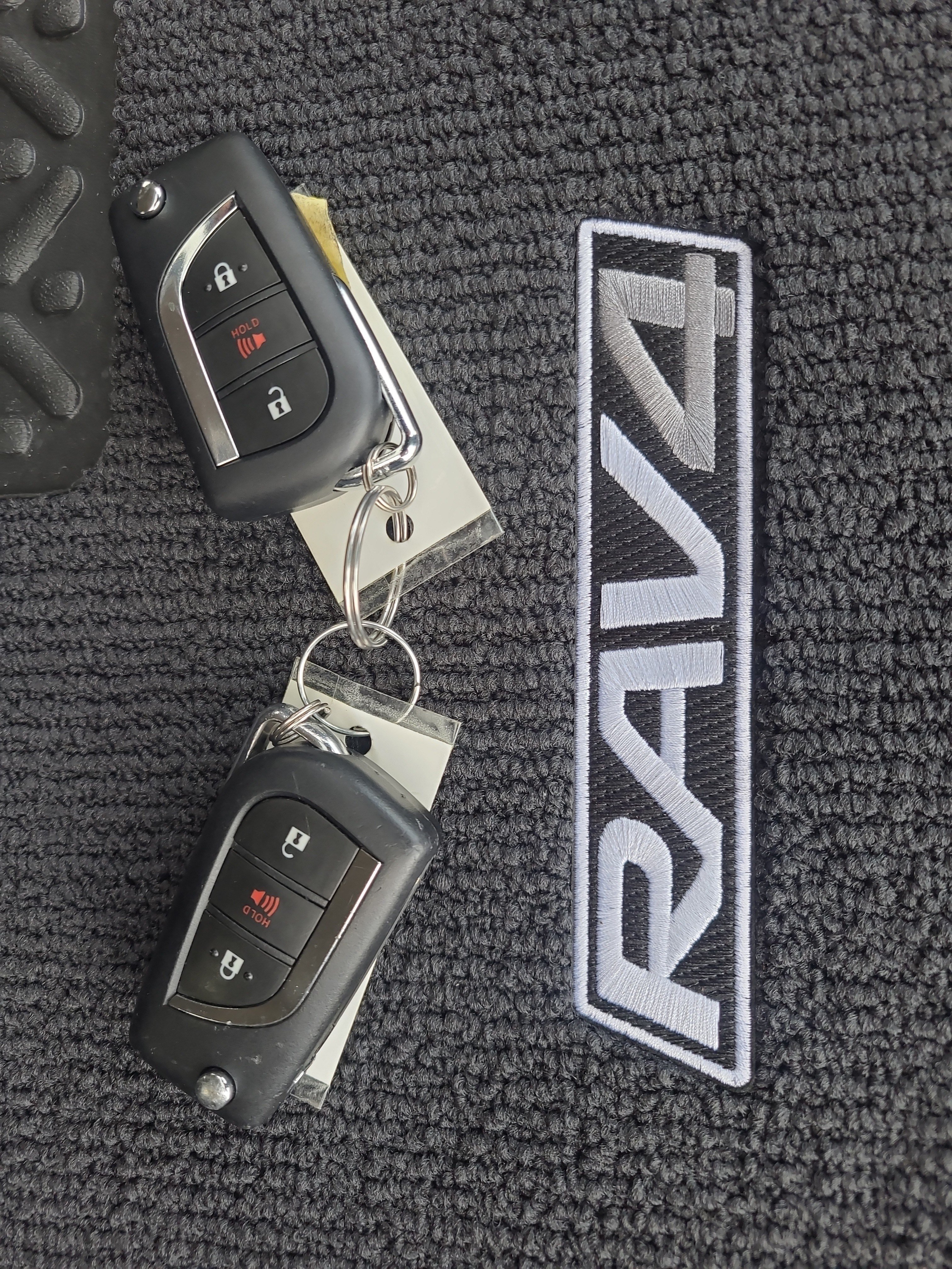 Certified 2022 Toyota RAV4 LE AWD/4WD image 30