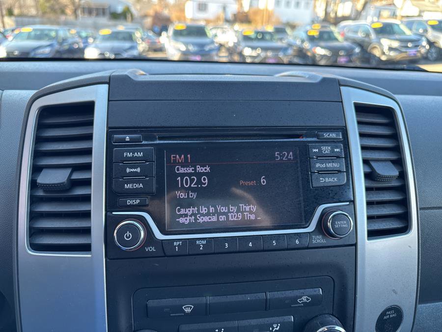 Used 2018 Nissan Frontier SV image 27