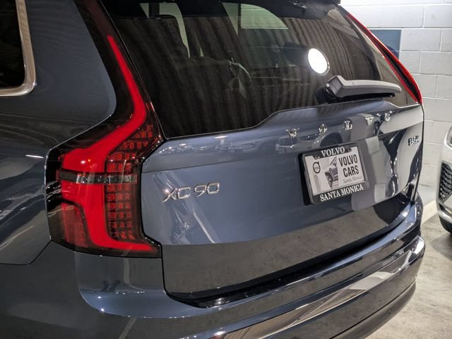 New 2026 Volvo XC90 B6 Plus w/ Protection Package AWD/4WD image 10