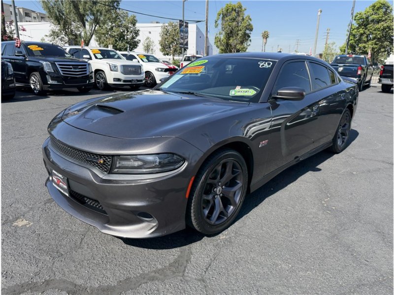 Used 2019 Dodge Charger R/T RWD image 3