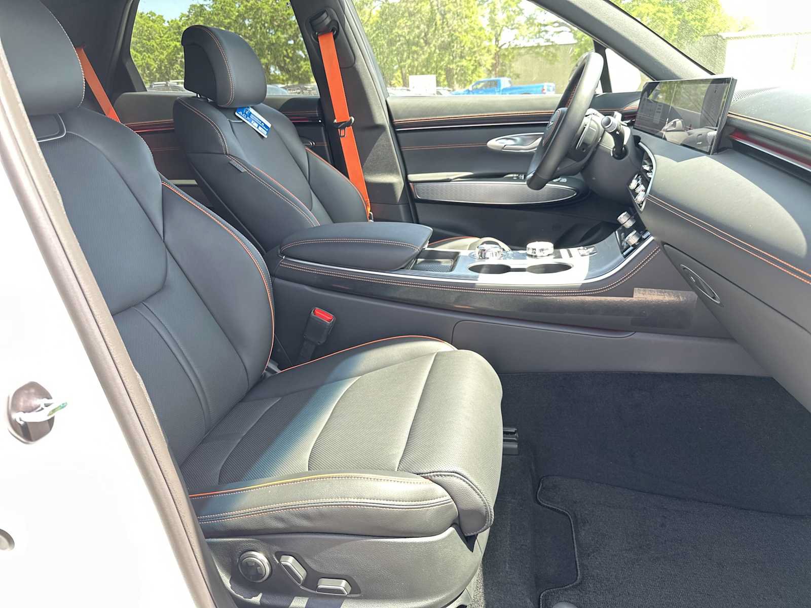 New 2026 Genesis GV70 2.5T Sport Prestige AWD/4WD image 29
