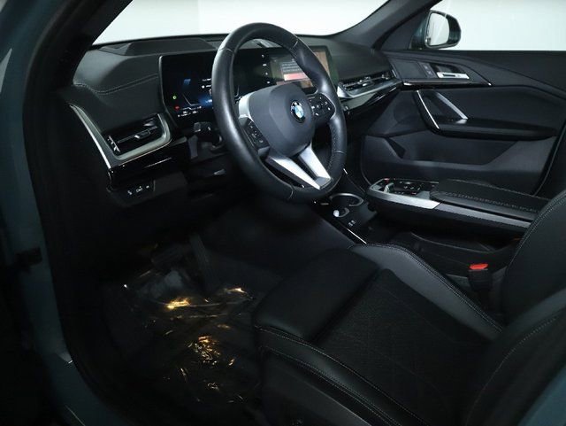Used 2025 BMW X2 xDrive28i AWD/4WD image 21