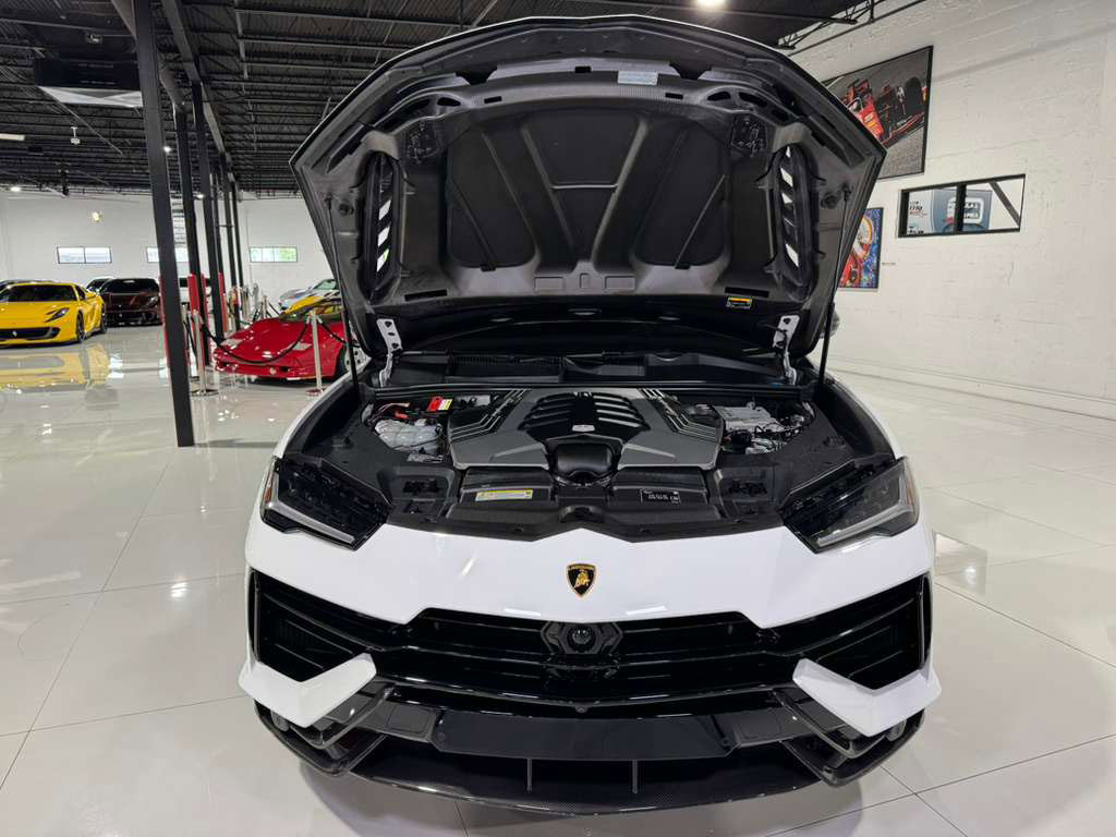 Used 2023 Lamborghini Urus Performante image 44