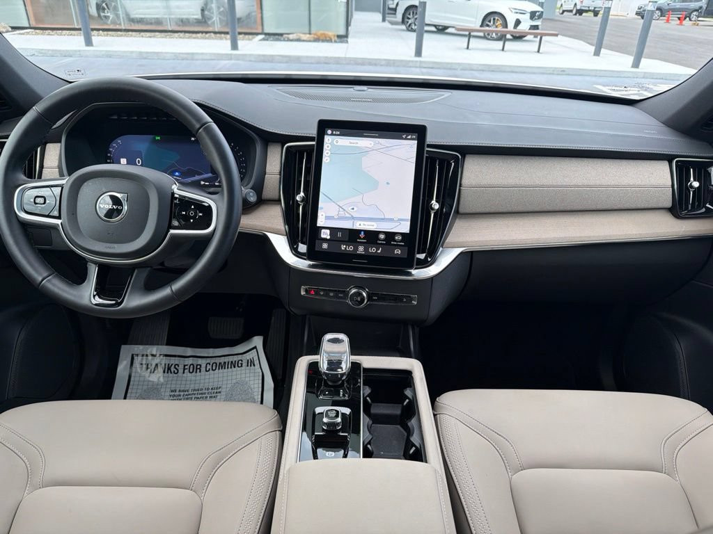 Certified 2026 Volvo XC90 B6 Plus AWD/4WD image 13