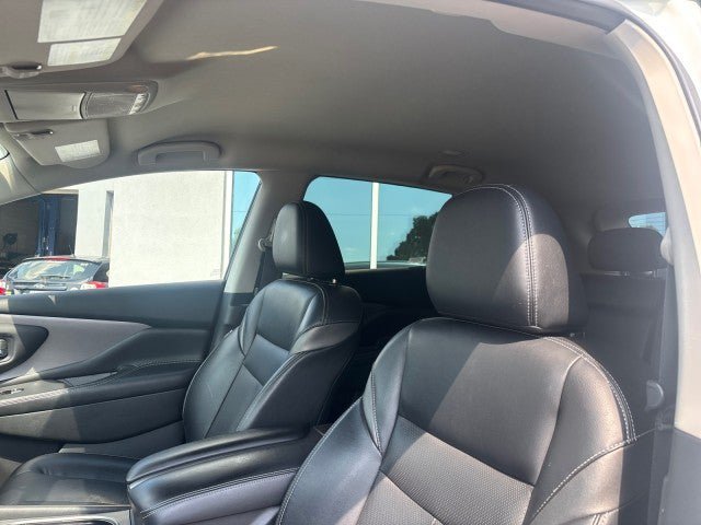 Used 2023 Nissan Murano SL FWD image 15