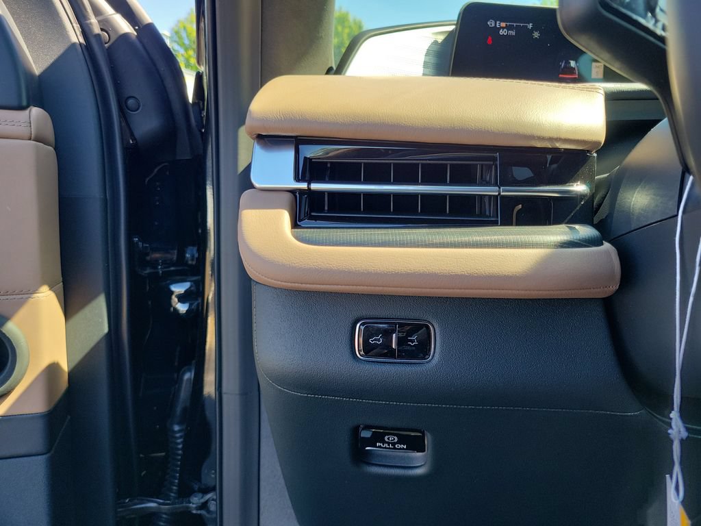New 2026 Lincoln Navigator Black Label AWD/4WD image 23