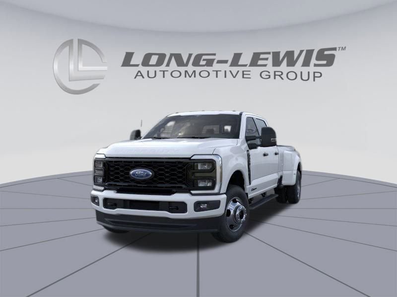 New 2026 Ford F350 XL image 2