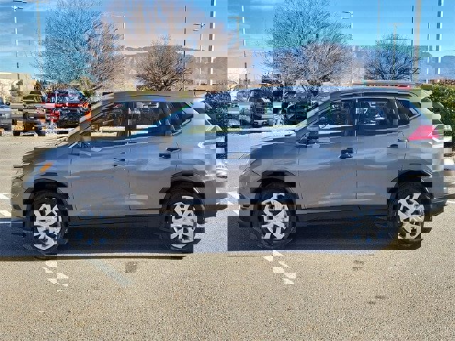 Used 2016 Nissan Rogue S image 7