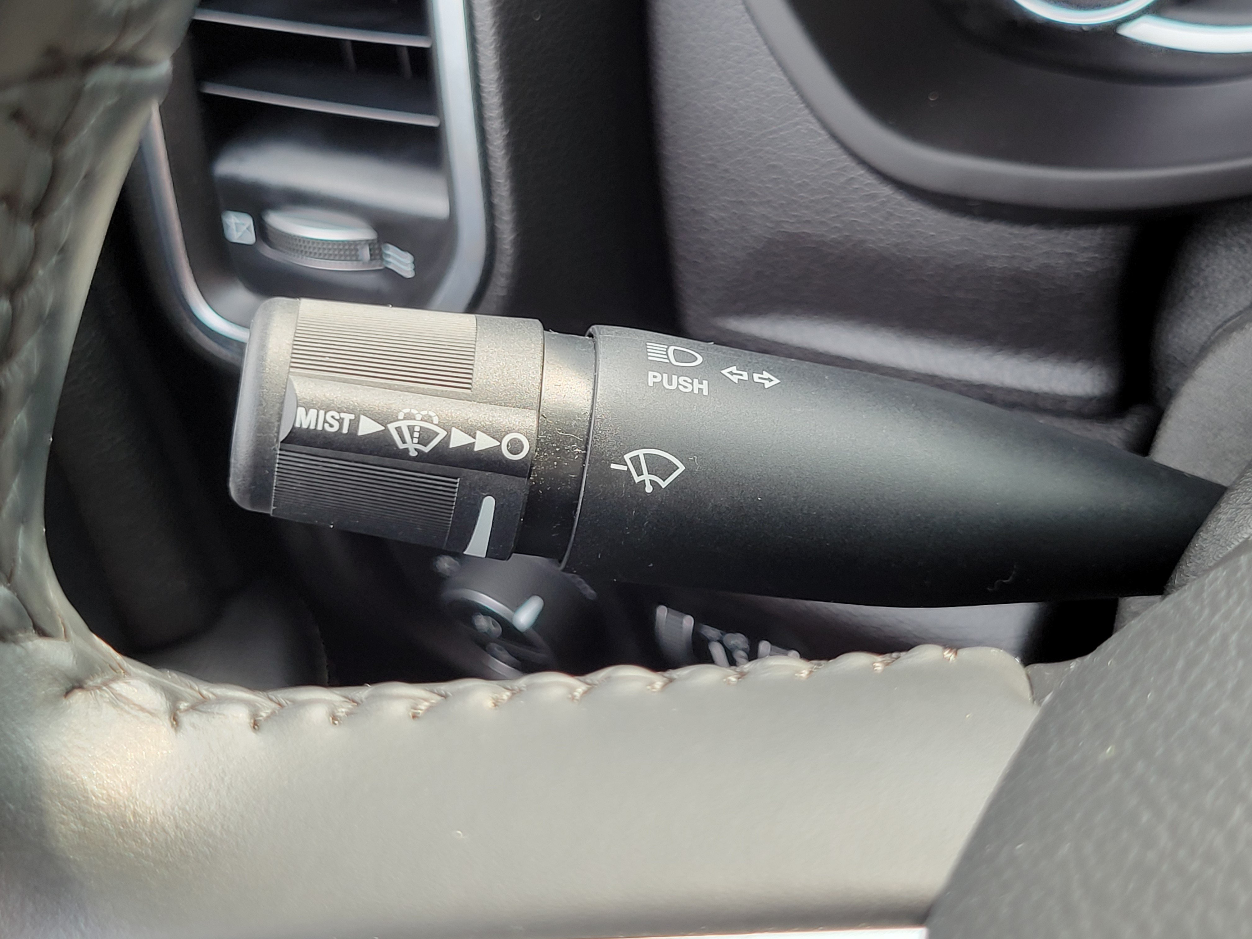 Used 2023 RAM 2500 Laramie w/ Night Edition AWD/4WD image 14