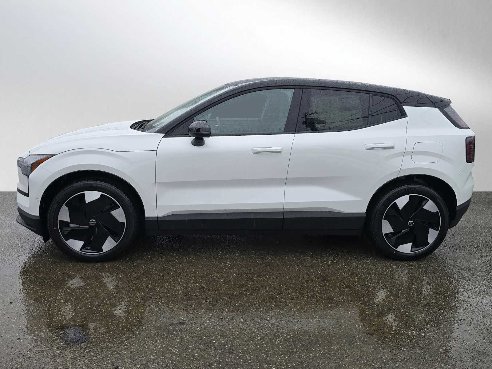 New 2026 Volvo EX30 Ultra w/ Protection Package AWD/4WD image 6