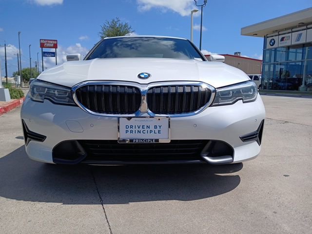 Used 2021 BMW 330e w/ Convenience Package image 2