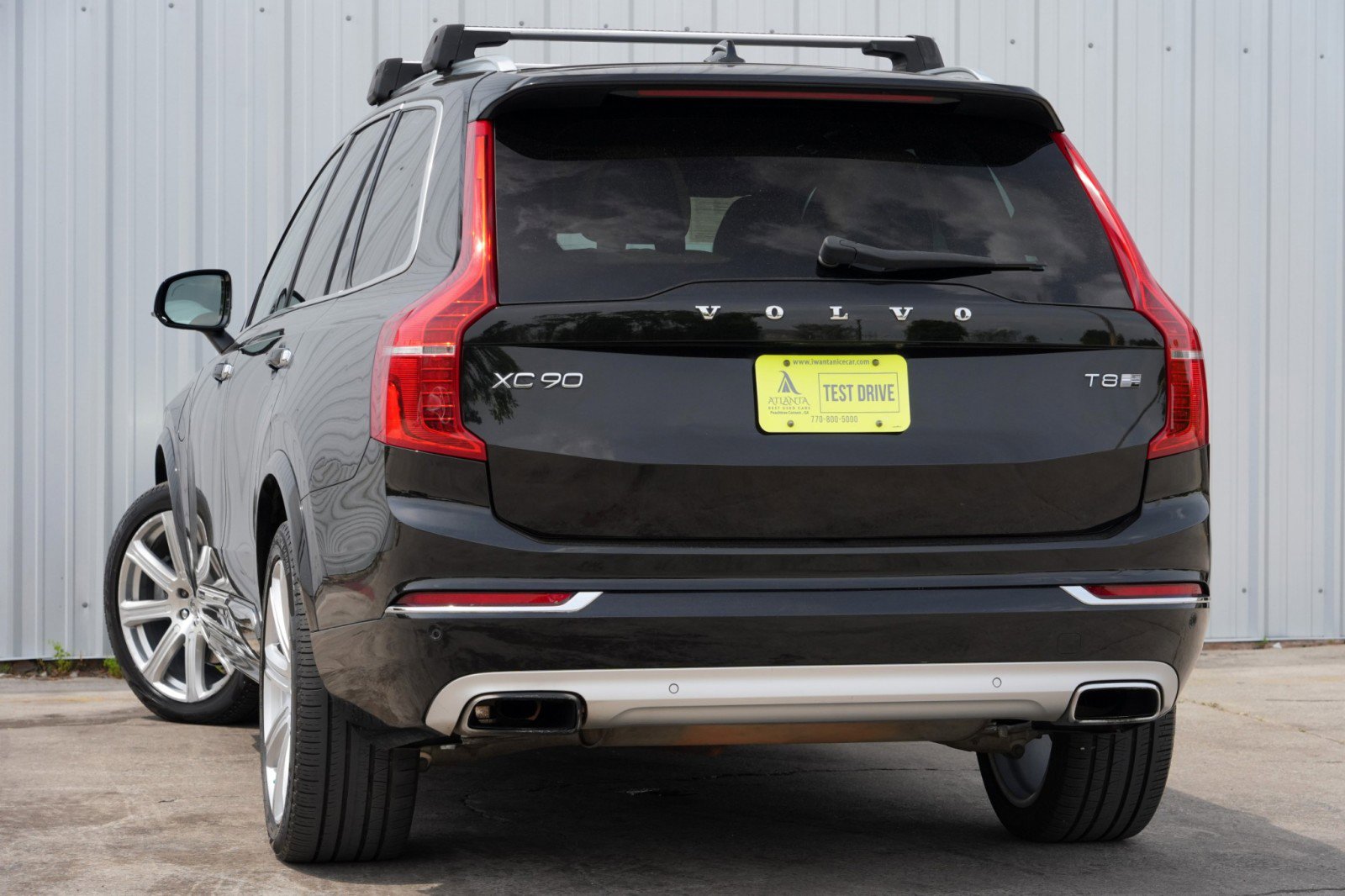 Used 2017 Volvo XC90 T8 Inscription w/ Vision Package image 5