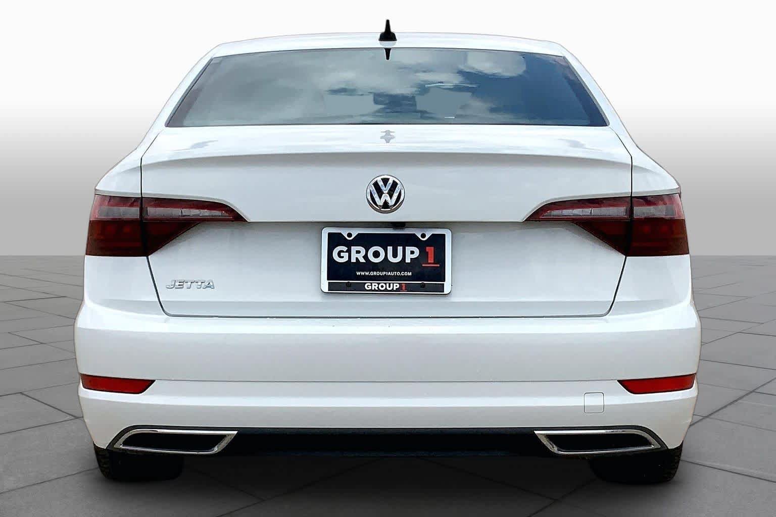 Used 2021 Volkswagen Jetta R-Line FWD image 5