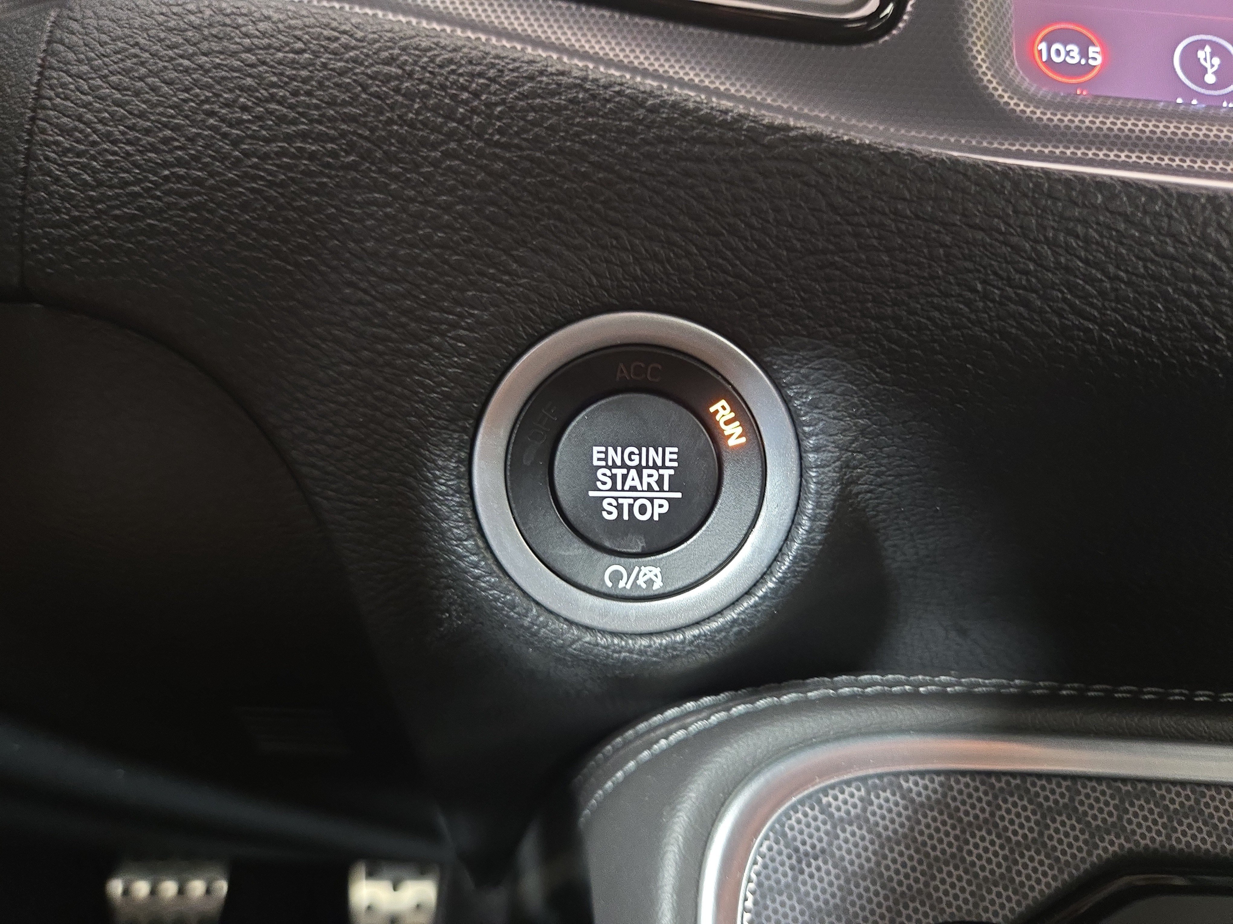 Used 2018 Dodge Challenger R/T Plus RWD image 25