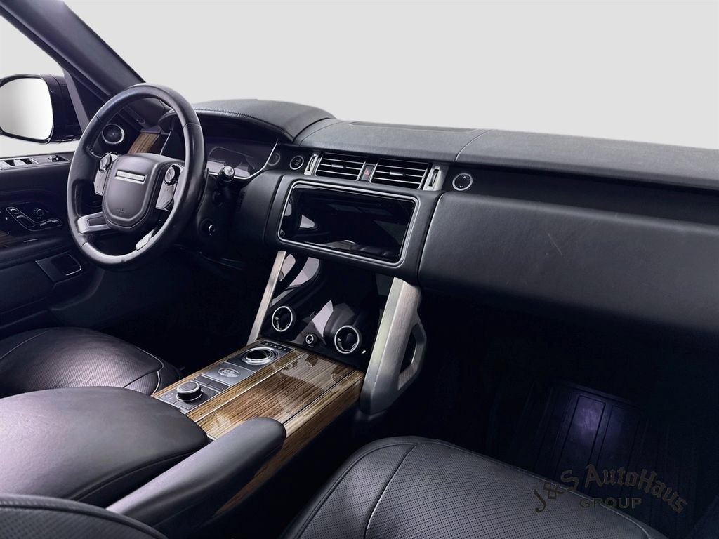 Used 2019 Land Rover Range Rover Supercharged AWD/4WD image 31