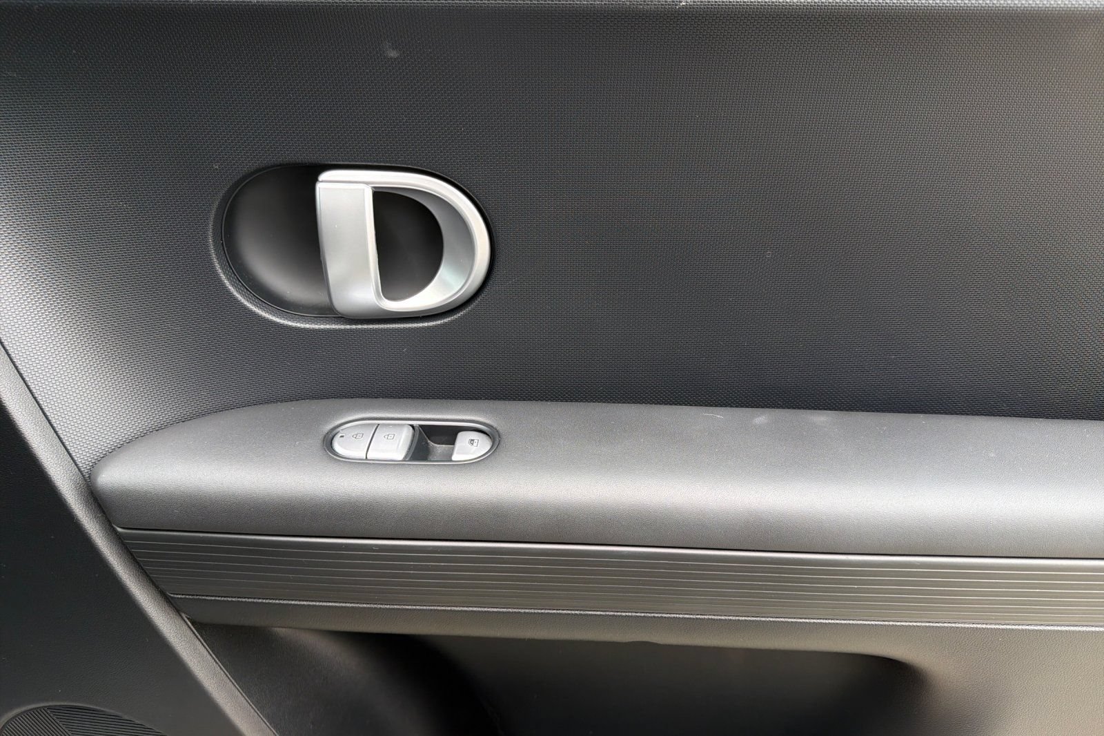 Used 2024 Hyundai Ioniq 5 SEL RWD image 18