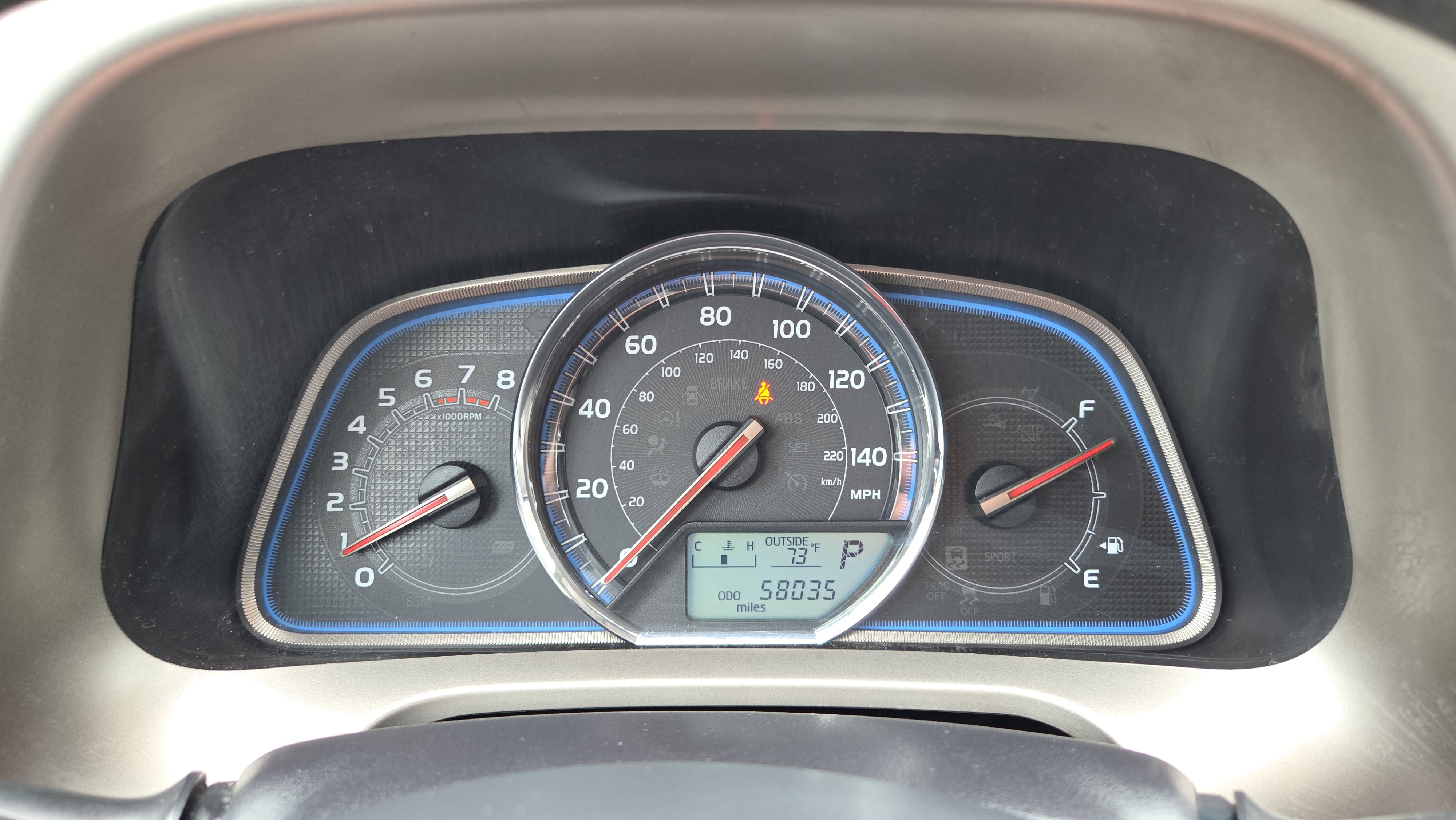 Used 2015 Toyota RAV4 Limited image 25