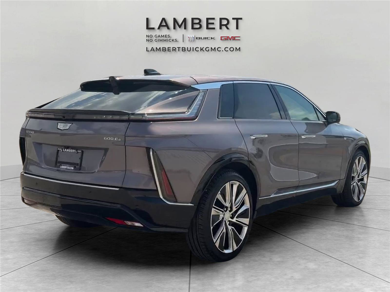 Used 2025 Cadillac Lyriq Luxury w/ LPO, Floor Liner Package image 5