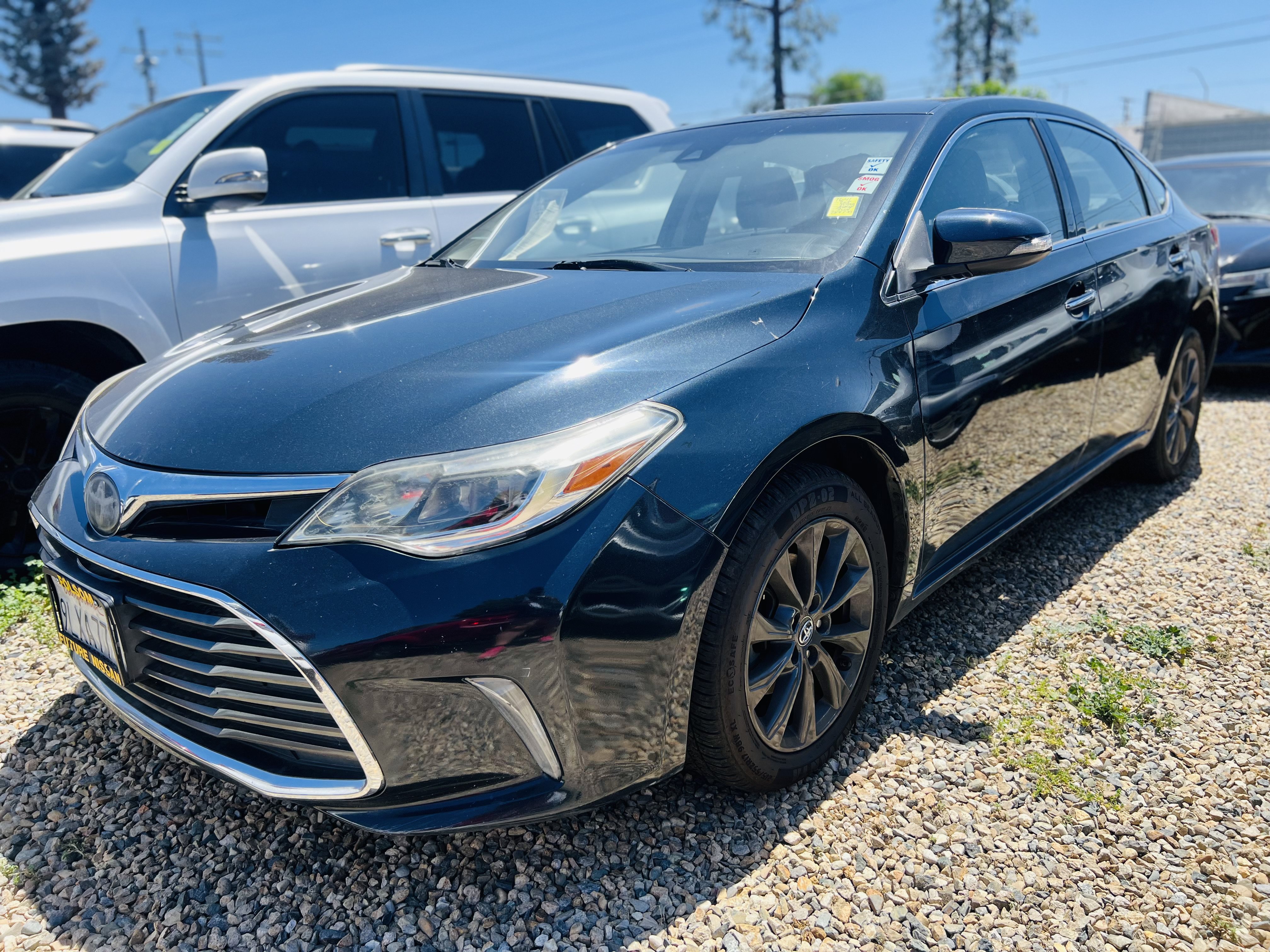 Used 2018 Toyota Avalon XLE FWD image 23