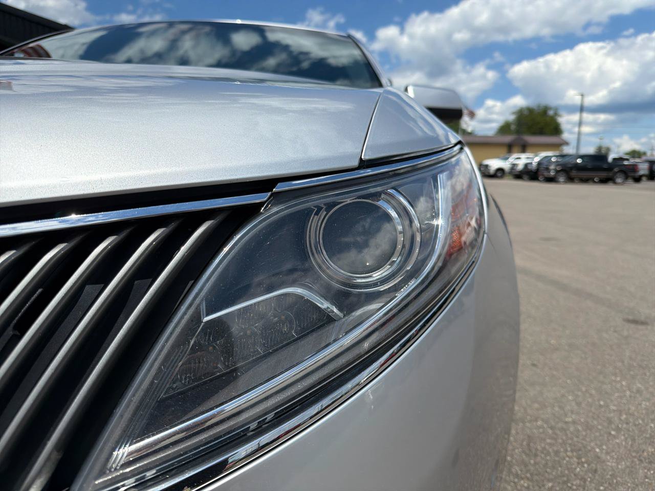 Used 2013 Lincoln MKS AWD image 21