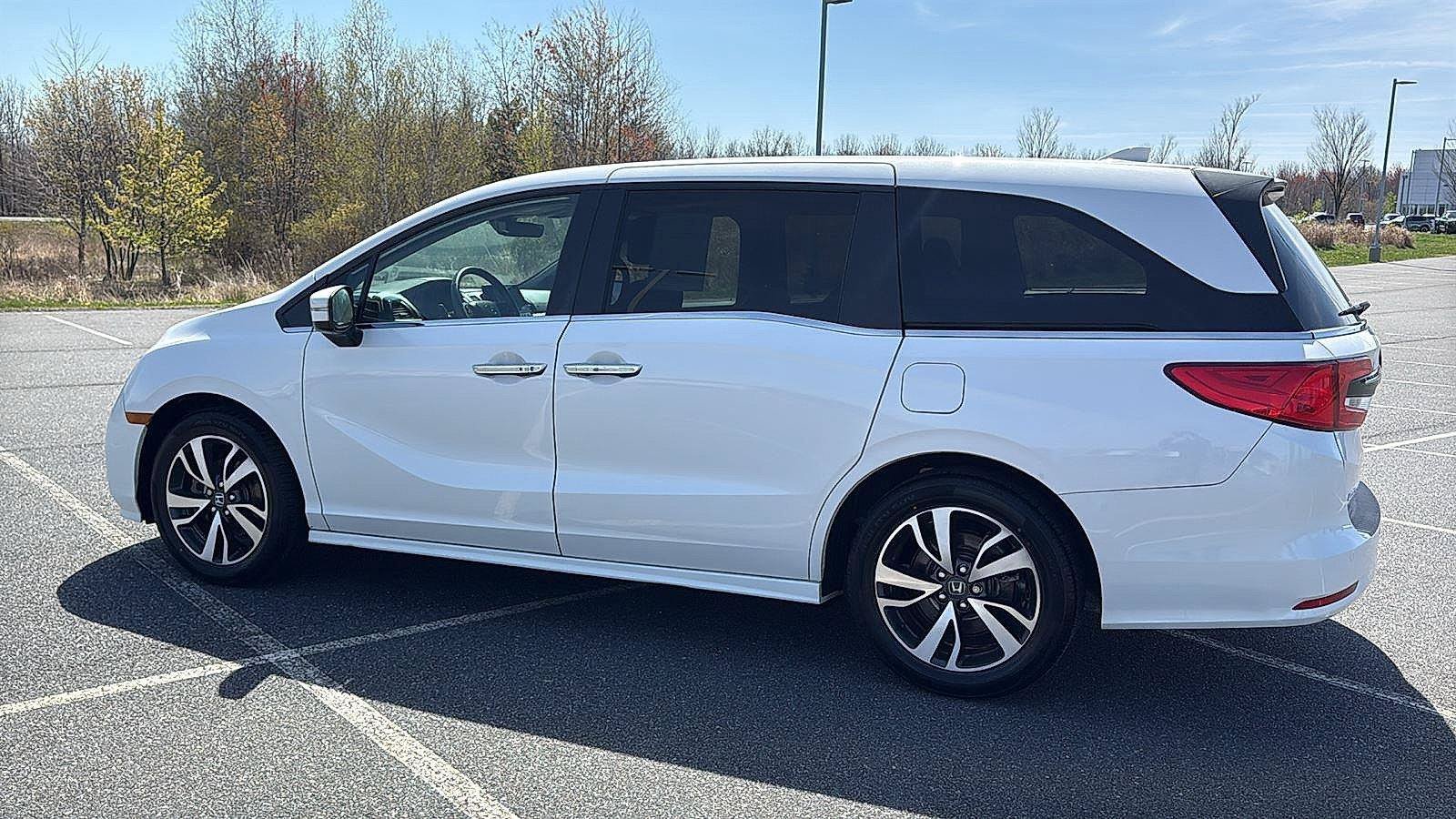 Used 2024 Honda Odyssey Touring image 10