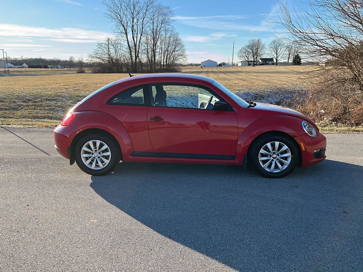 Used 2014 Volkswagen Beetle 2.5 image 7