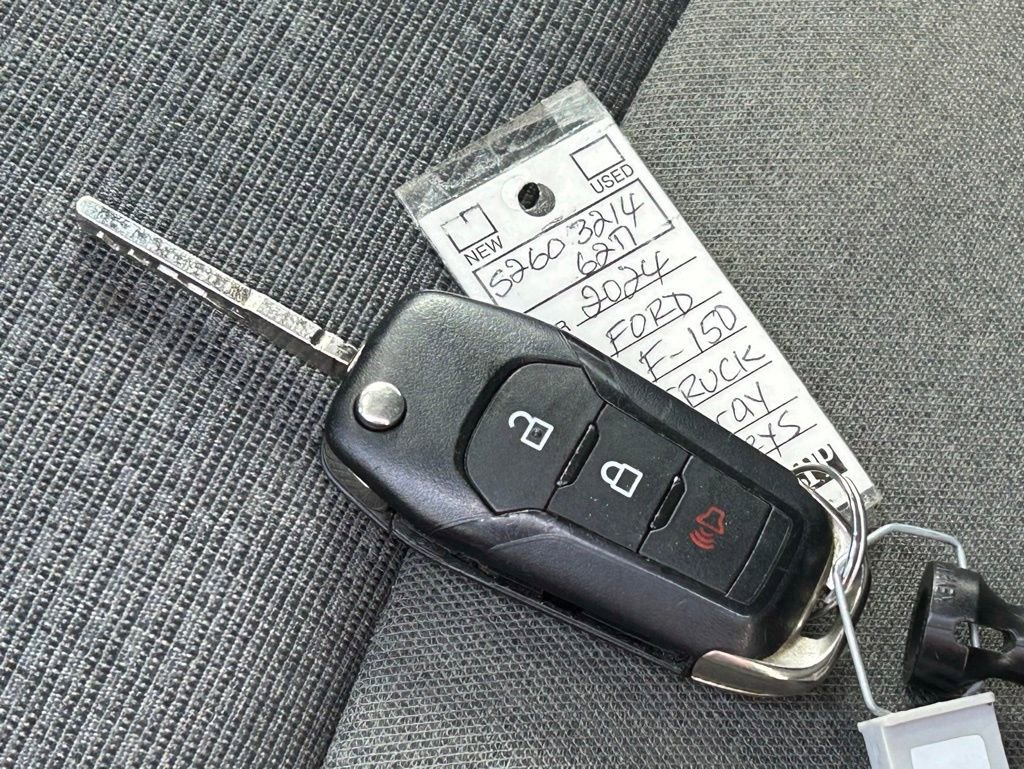 Used 2024 Ford F150 XLT w/ FX4 Off-Road Package image 45