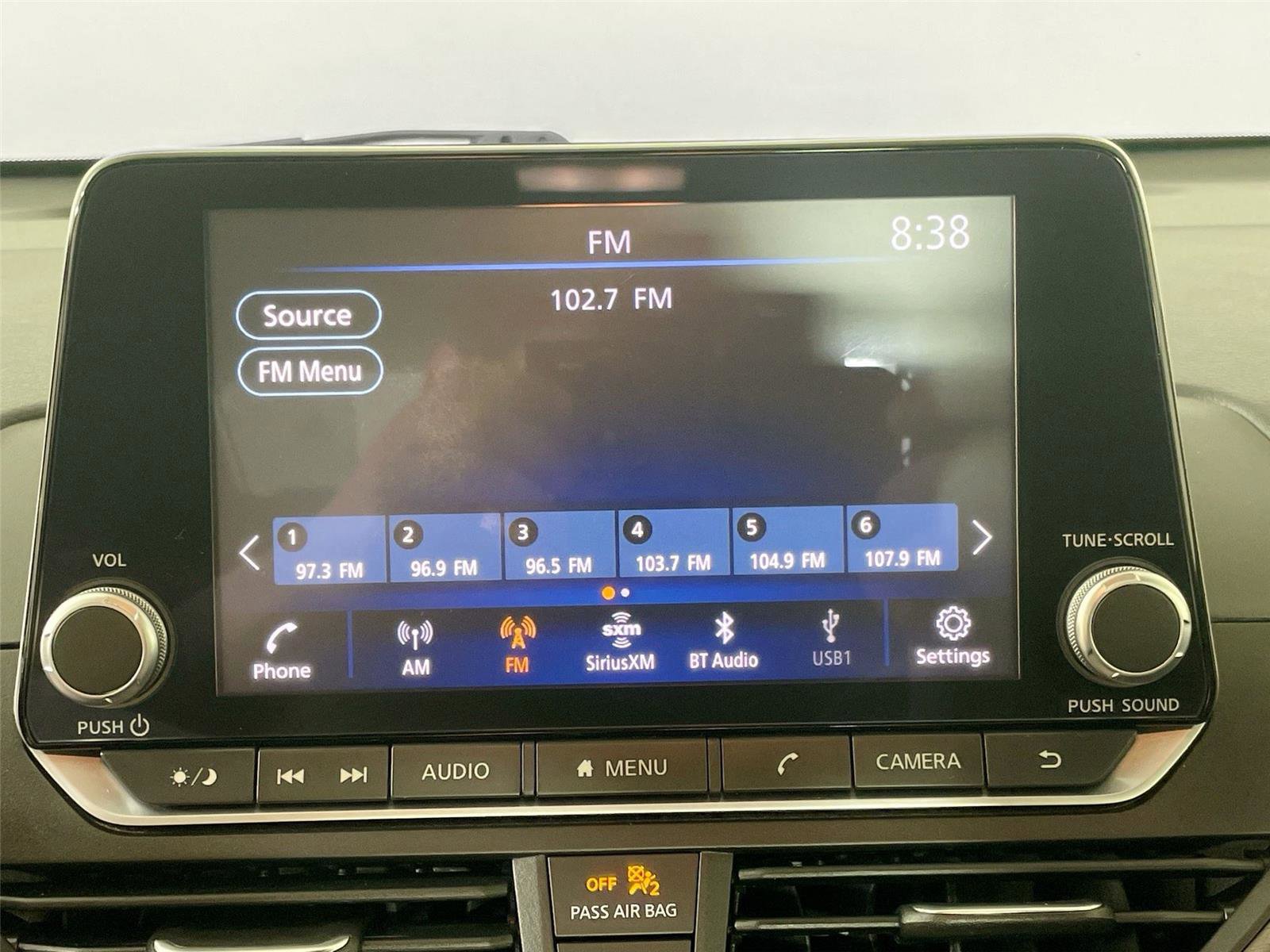 Used 2024 Nissan Altima 2.5 SV FWD image 7