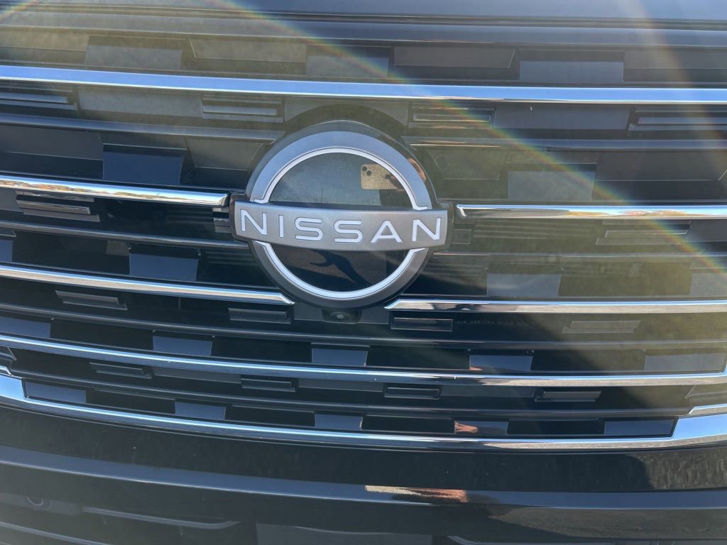 Used 2024 Nissan Rogue Platinum w/ Platinum Premium Package image 12