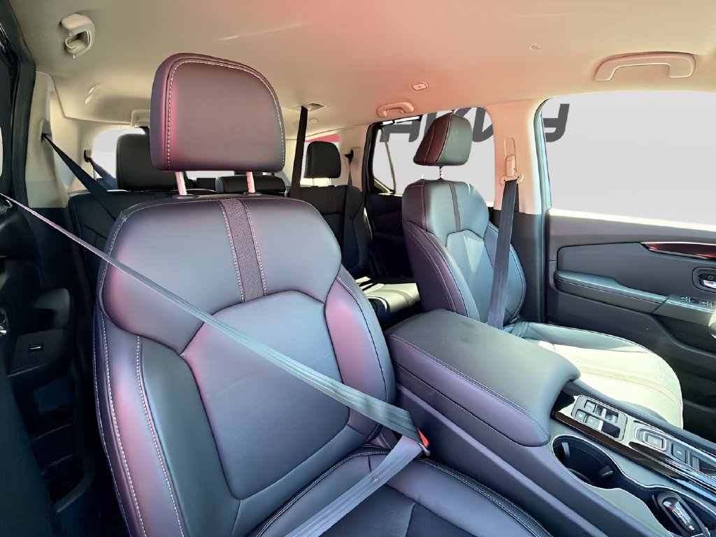 Used 2025 Honda Pilot EX-L image 28