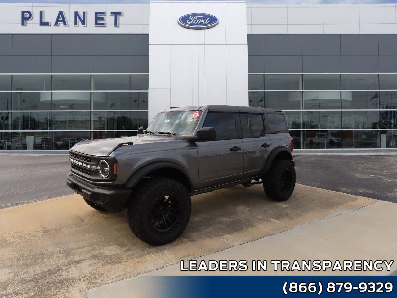 New 2025 Ford Bronco 4-Door AWD/4WD image 1