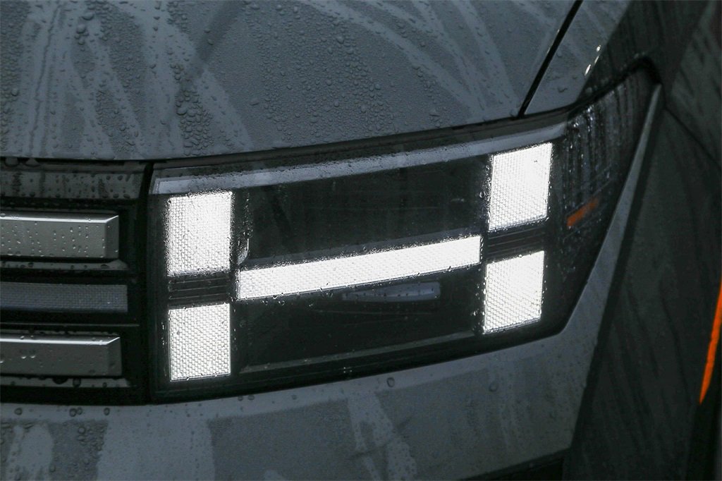 Certified 2026 Hyundai Santa Fe SEL image 5