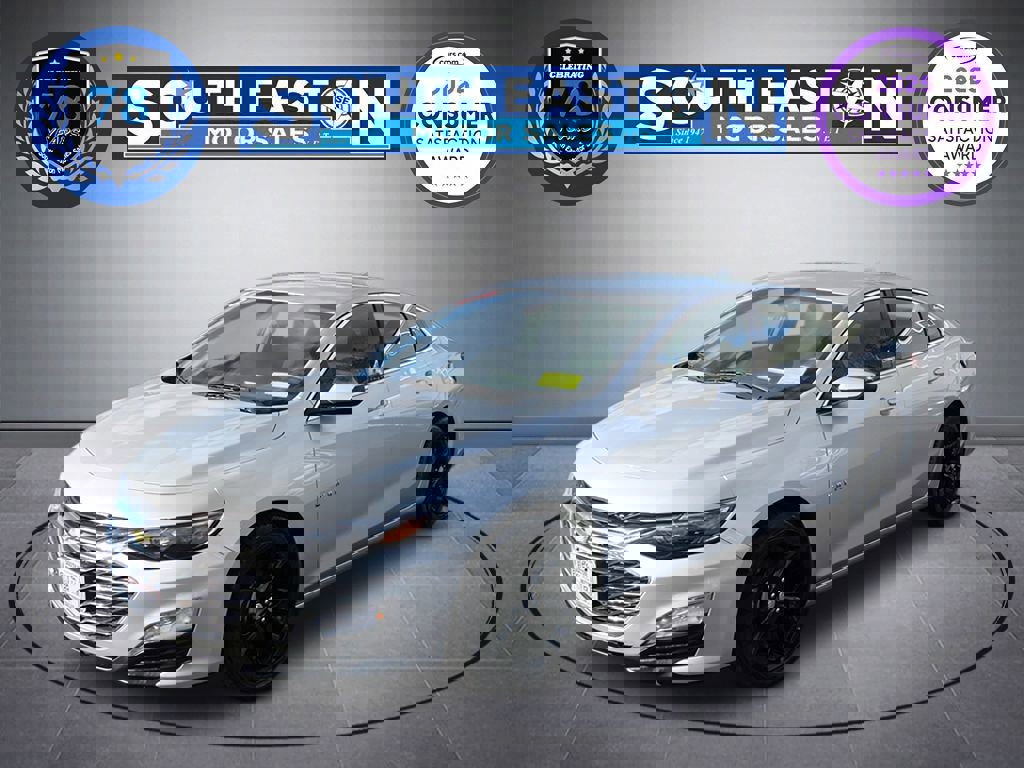 Used 2022 Chevrolet Malibu LT image 1