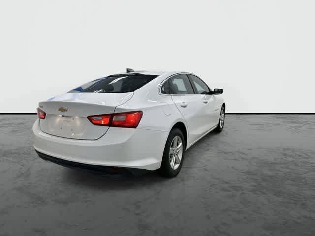 Used 2022 Chevrolet Malibu LS FWD image 3