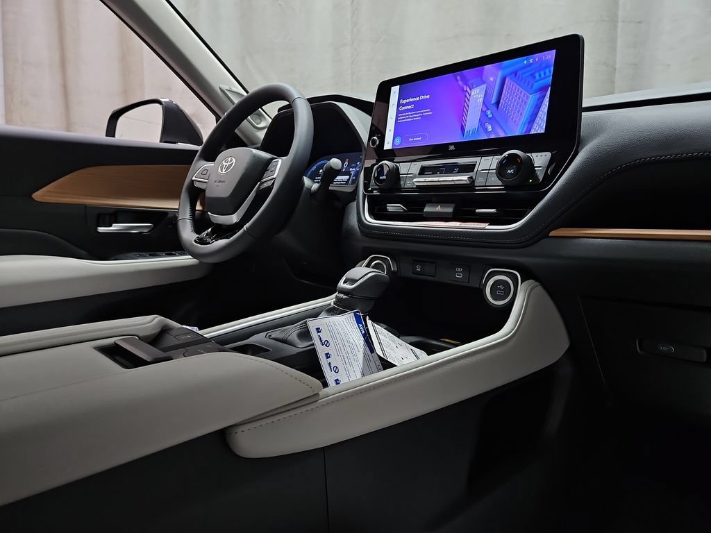 New 2026 Toyota Grand Highlander AWD Hybrid image 31
