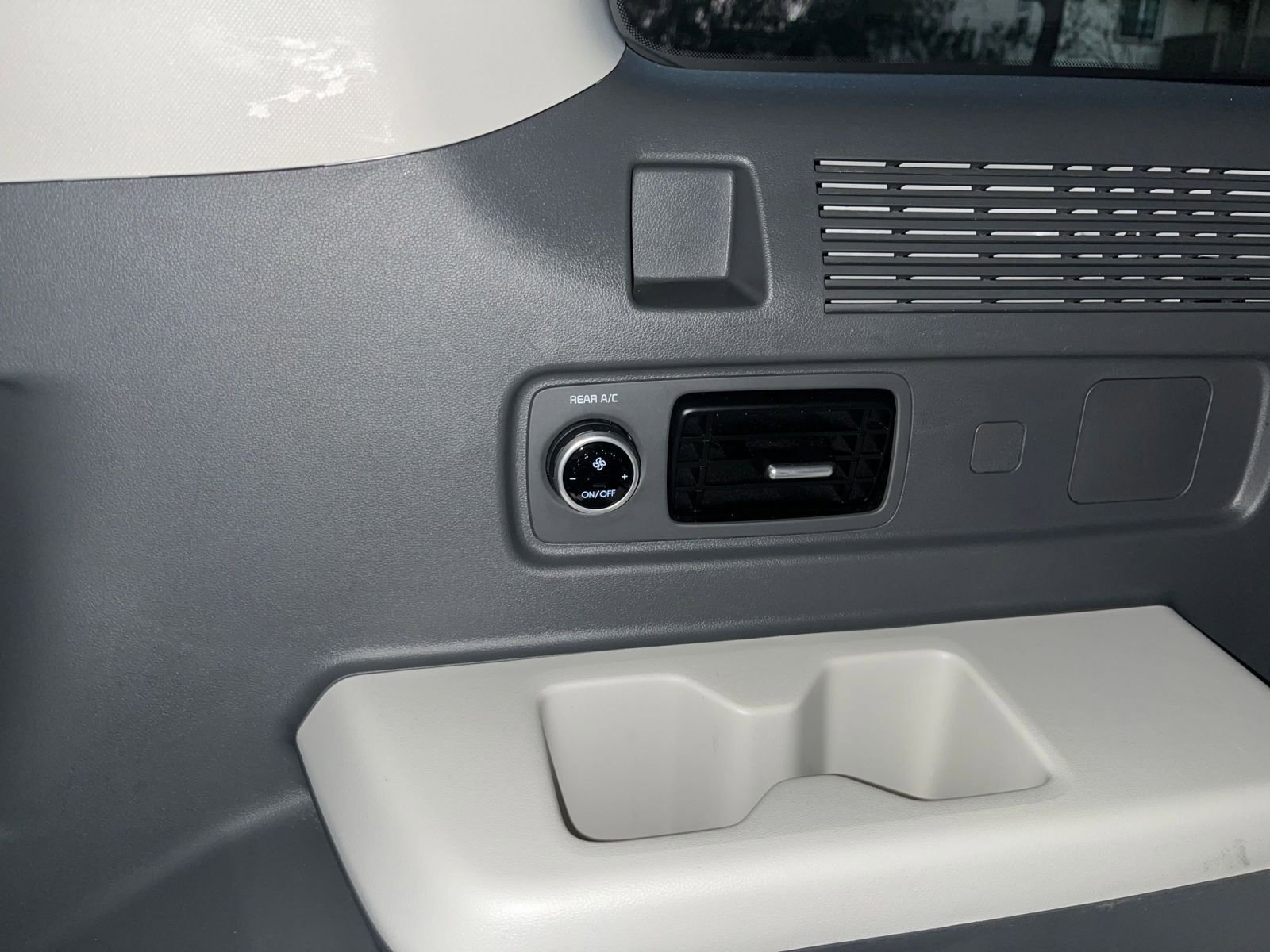 Used 2025 Hyundai Santa Fe SEL image 24