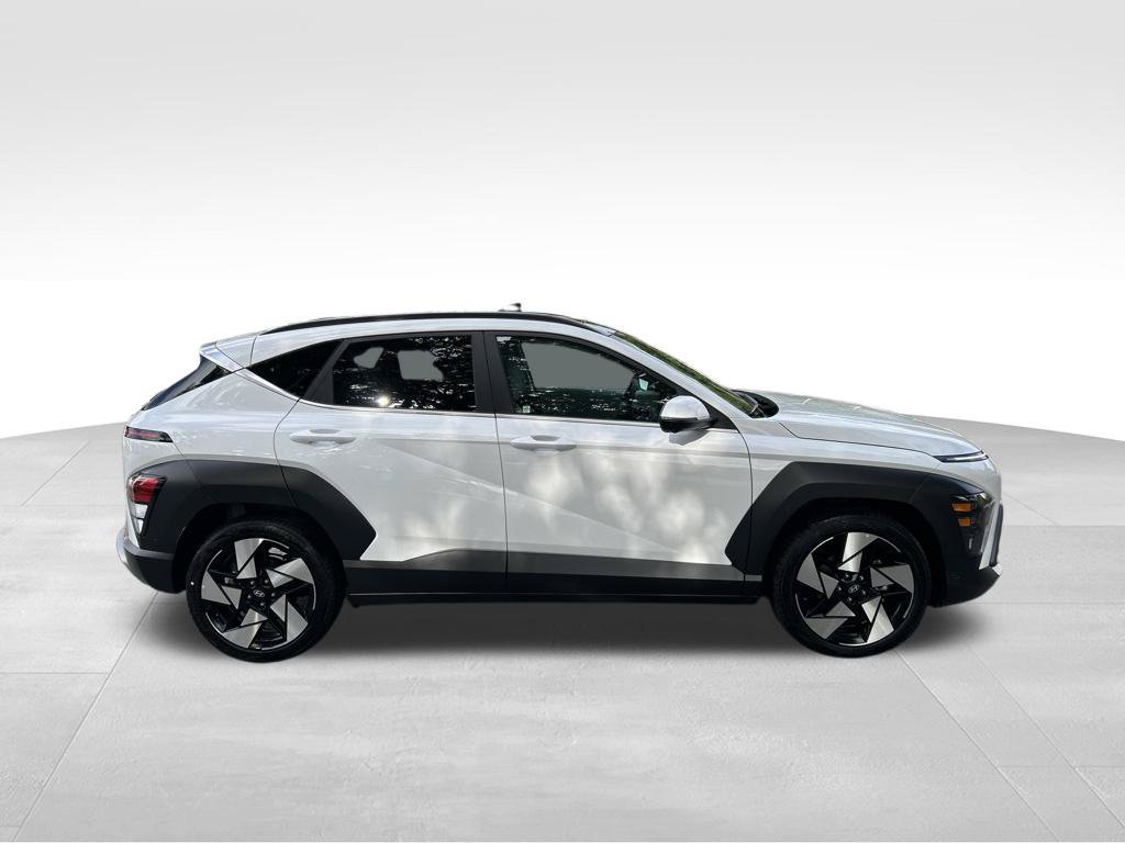 Used 2026 Hyundai Kona Limited FWD image 7
