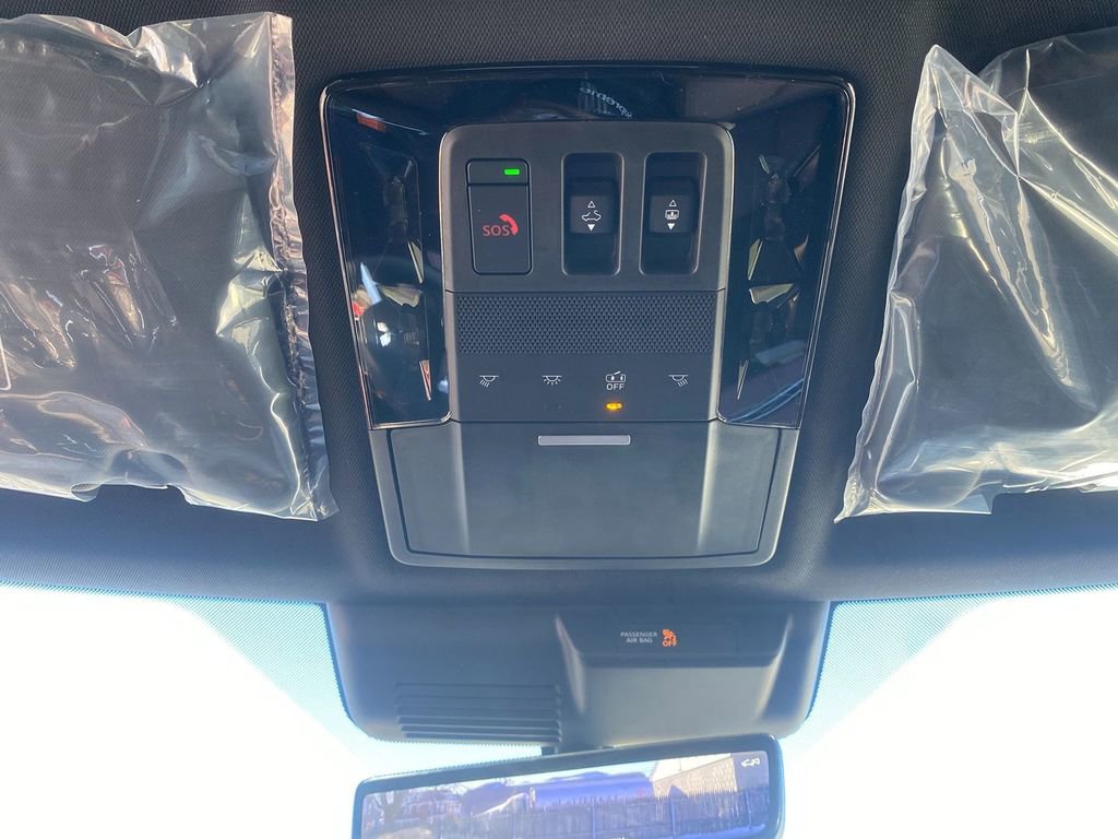 New 2026 Mitsubishi Outlander SEL image 23