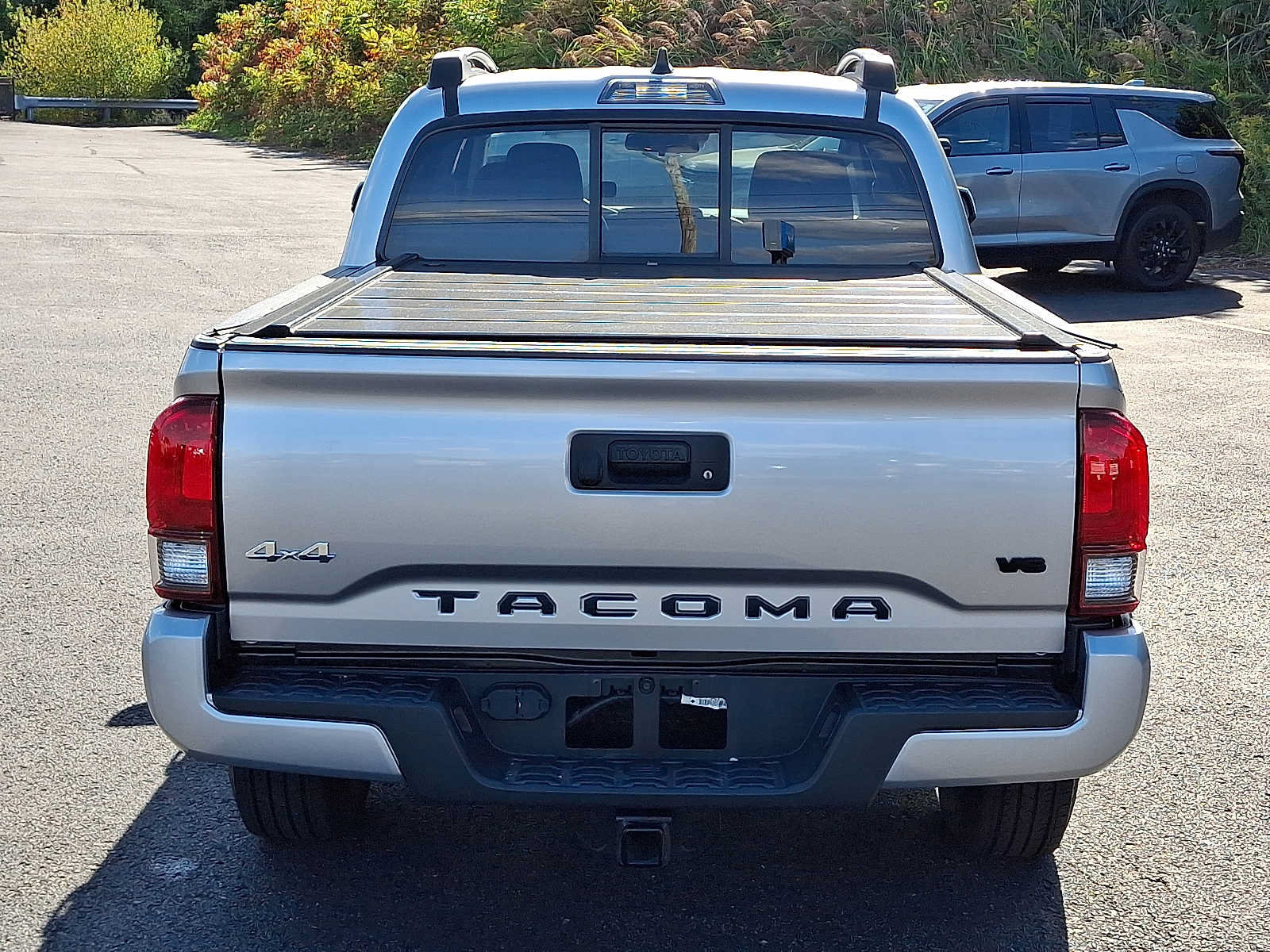Used 2023 Toyota Tacoma SR AWD/4WD image 6