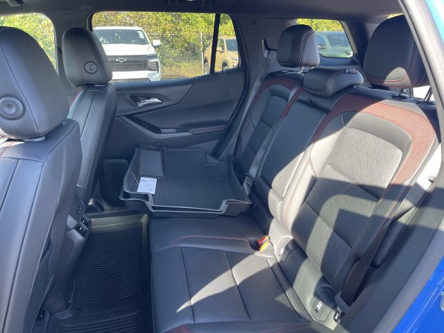New 2027 Chevrolet Equinox RS w/ Safety and Technology Package AWD/4WD image 23