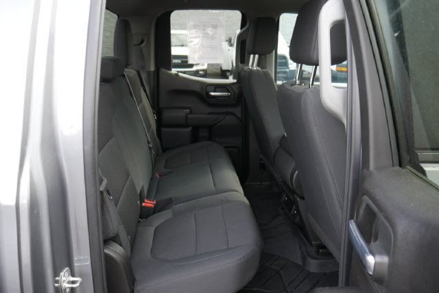 Used 2020 Chevrolet Silverado 1500 Custom w/ Custom Value Package AWD/4WD image 23