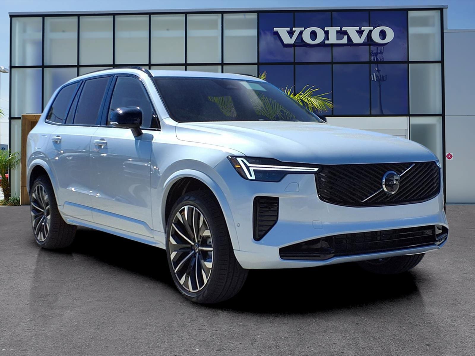 New 2026 Volvo XC90 B6 Ultra w/ Protection Package Premier AWD/4WD image 1